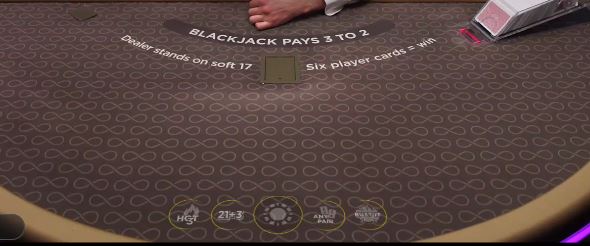 live infinite blackjack table
