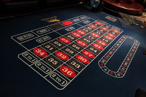 Salon Prive Roulette table